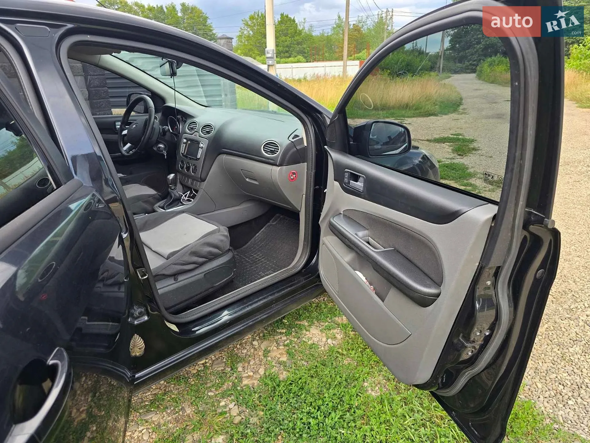 2010 Ford Focus - мініатюра 8