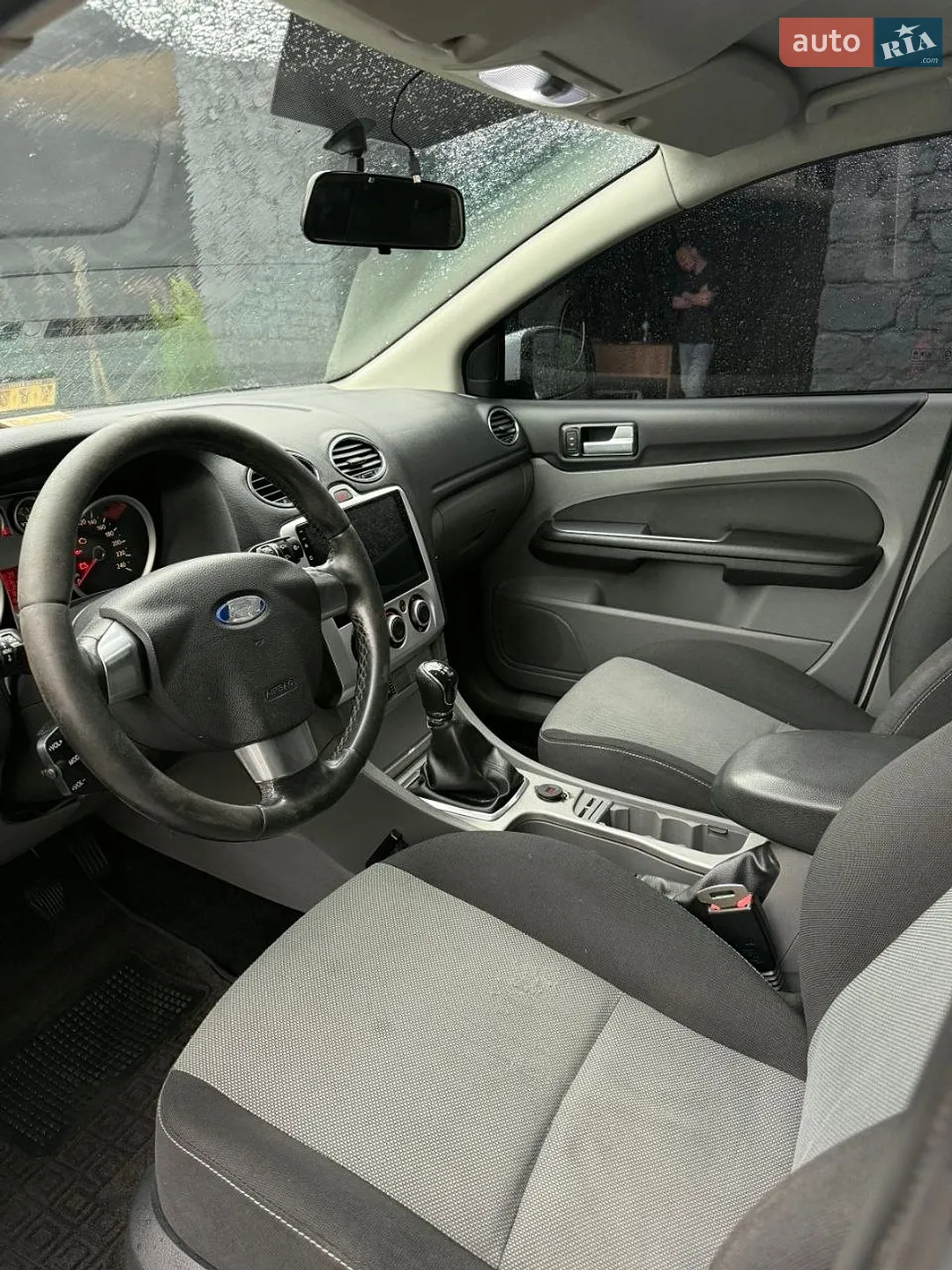 2010 Ford Focus - мініатюра 8