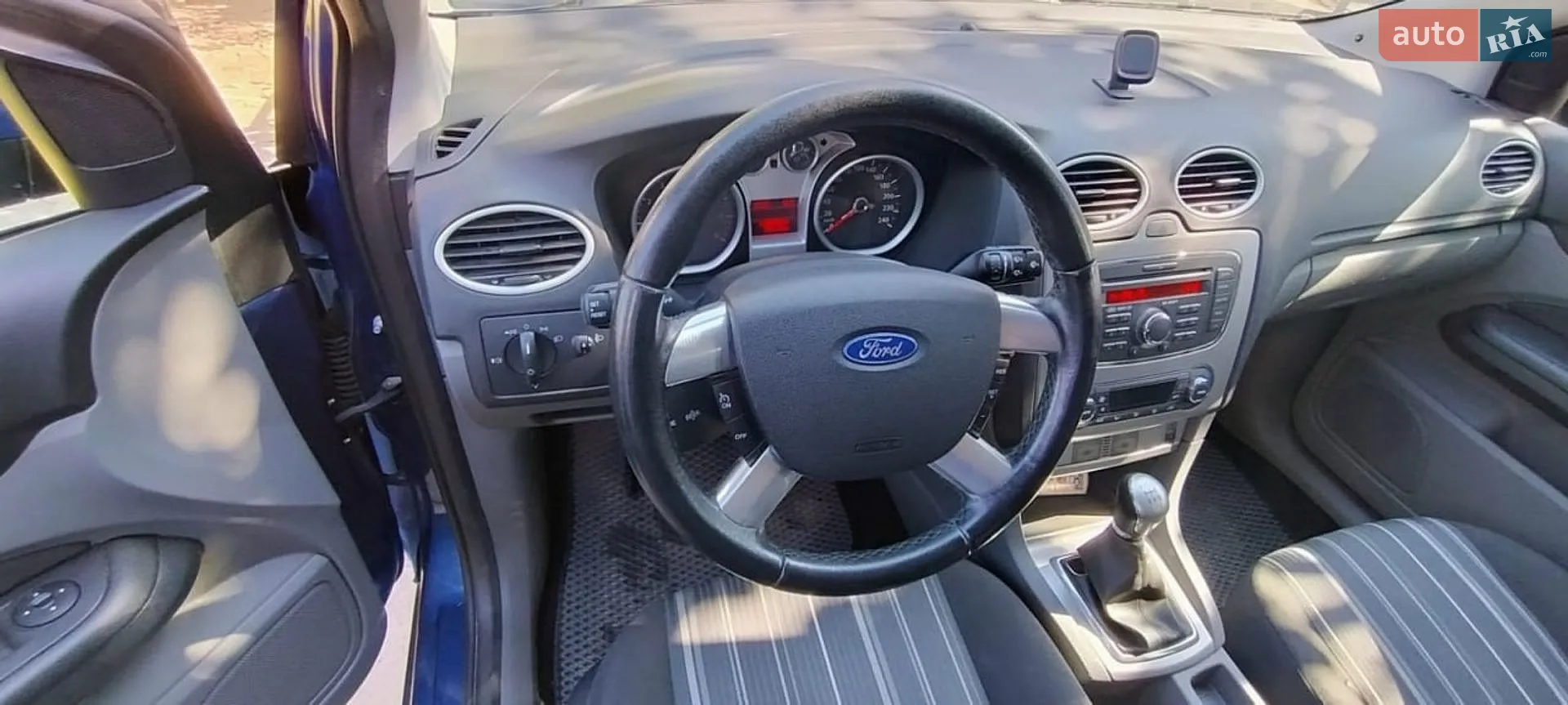 2010 Ford Focus - мініатюра 7