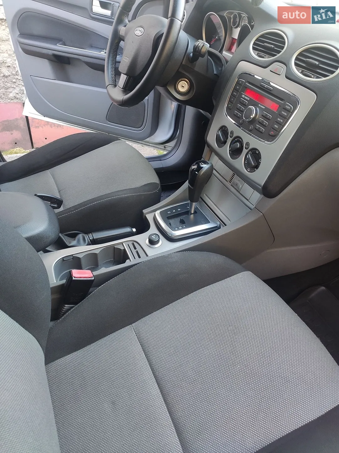 2011 Ford Focus - мініатюра 27