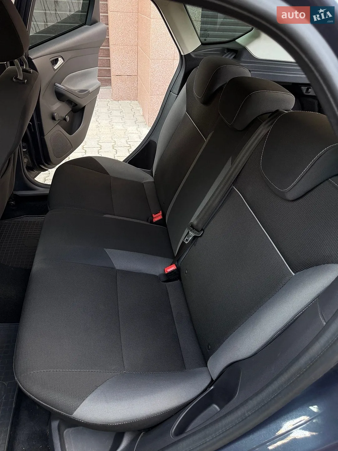 2012 Ford Focus - мініатюра 28
