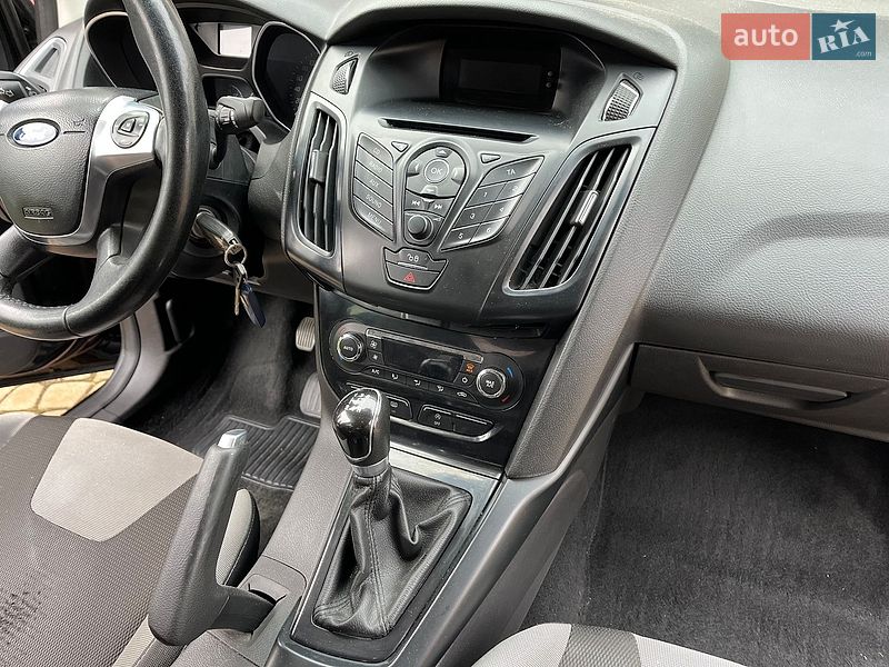 Седан Ford Focus 2014 в Львові