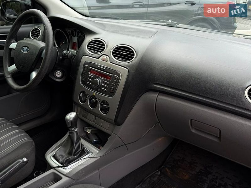 Універсал Ford Focus 2010 в Львові фото 7 Універсал Ford Focus 2010 в Львові