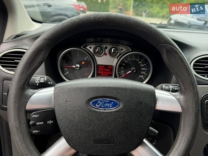 Універсал Ford Focus 2010 в Львові фото 11 Універсал Ford Focus 2010 в Львові
