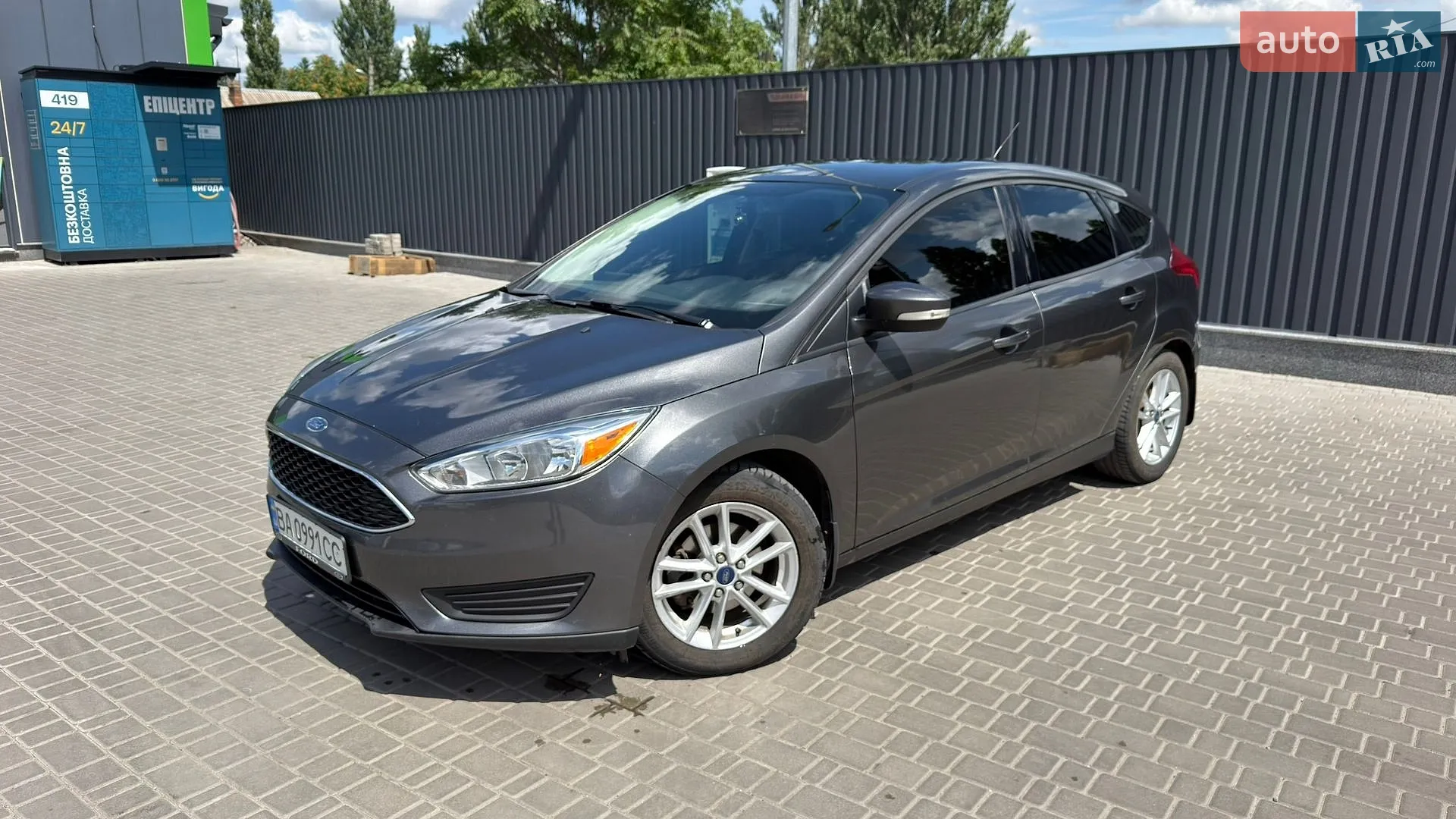Ford Focus 2012 VIN WF0KXXGCBKCS10716 фото оголошення 8 з 20