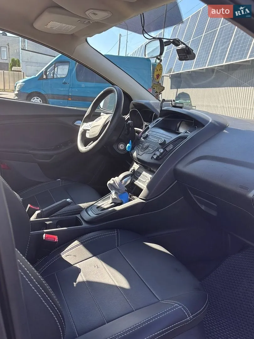 2017 Ford Focus - мініатюра 10