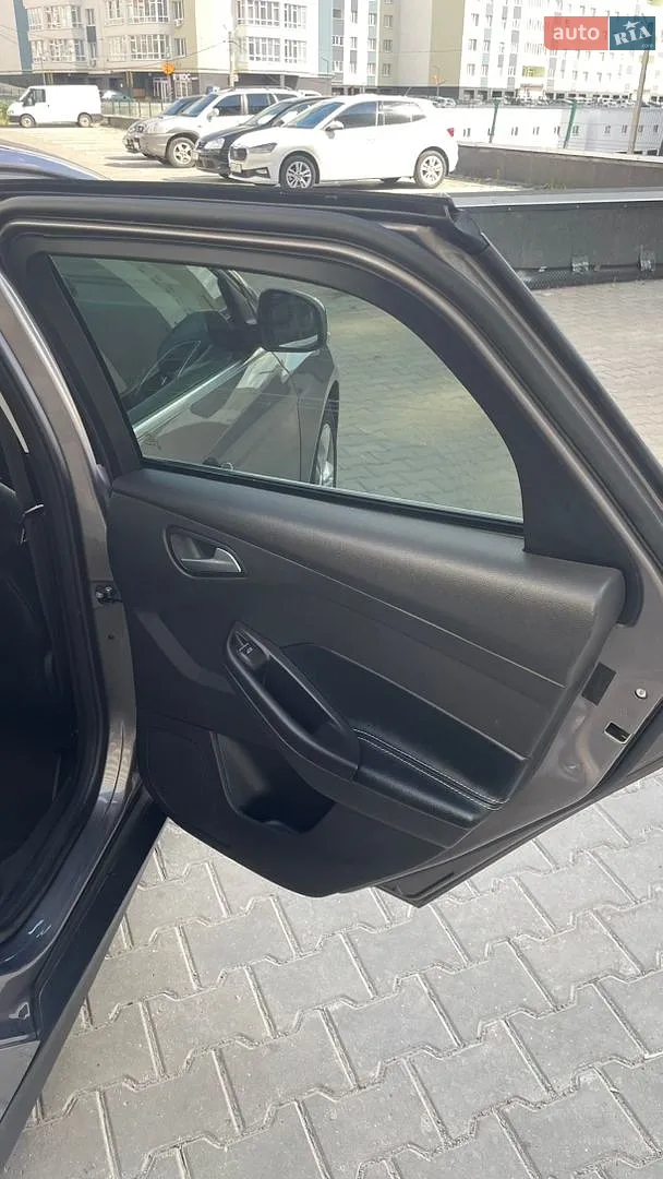 2013 Ford Focus - мініатюра 16