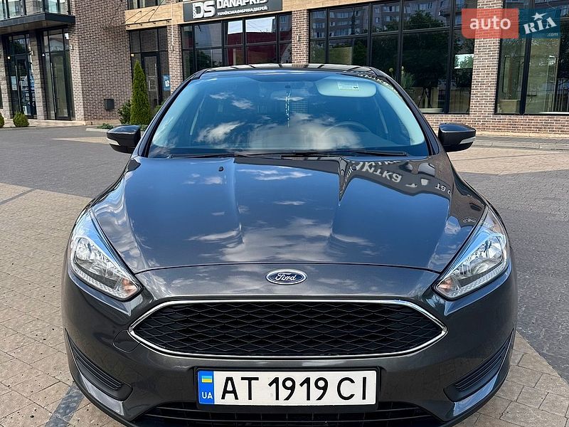 Хетчбек Ford Focus 2016 в Івано-Франківську фото Хетчбек Ford Focus 2016 в Івано-Франківську
