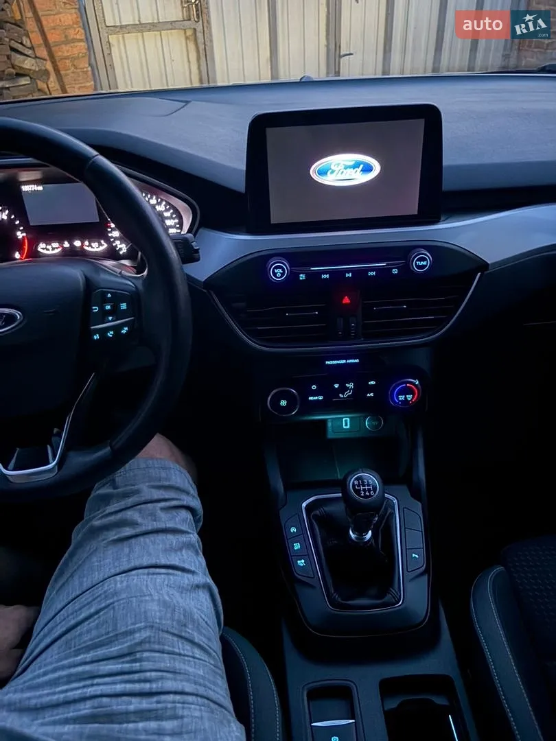 2019 Ford Focus - мініатюра 2