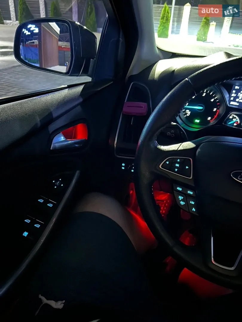 2013 Ford Focus - мініатюра 17