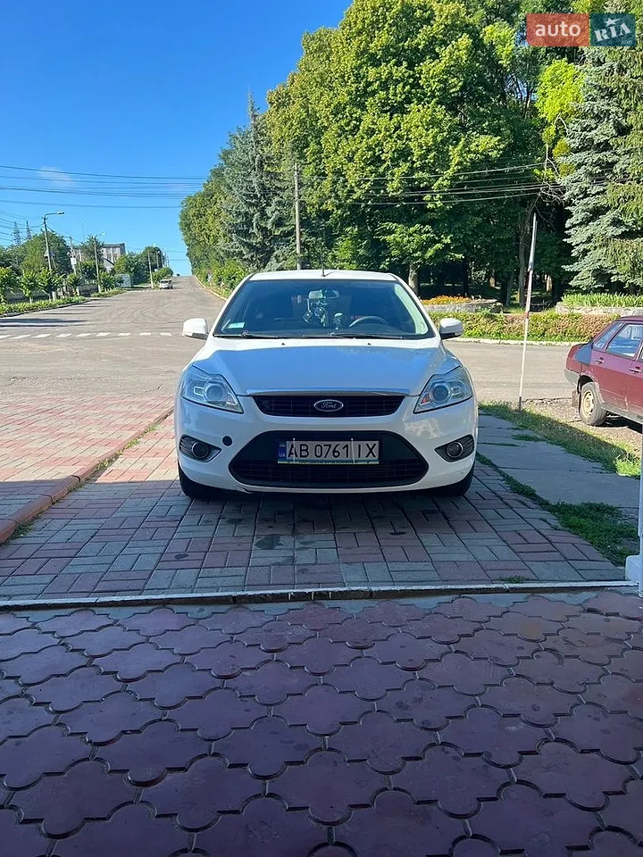 2010 Ford Focus - мініатюра 17