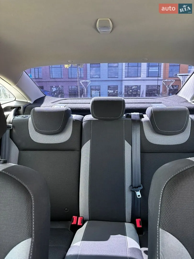 2013 Ford Focus - мініатюра 17