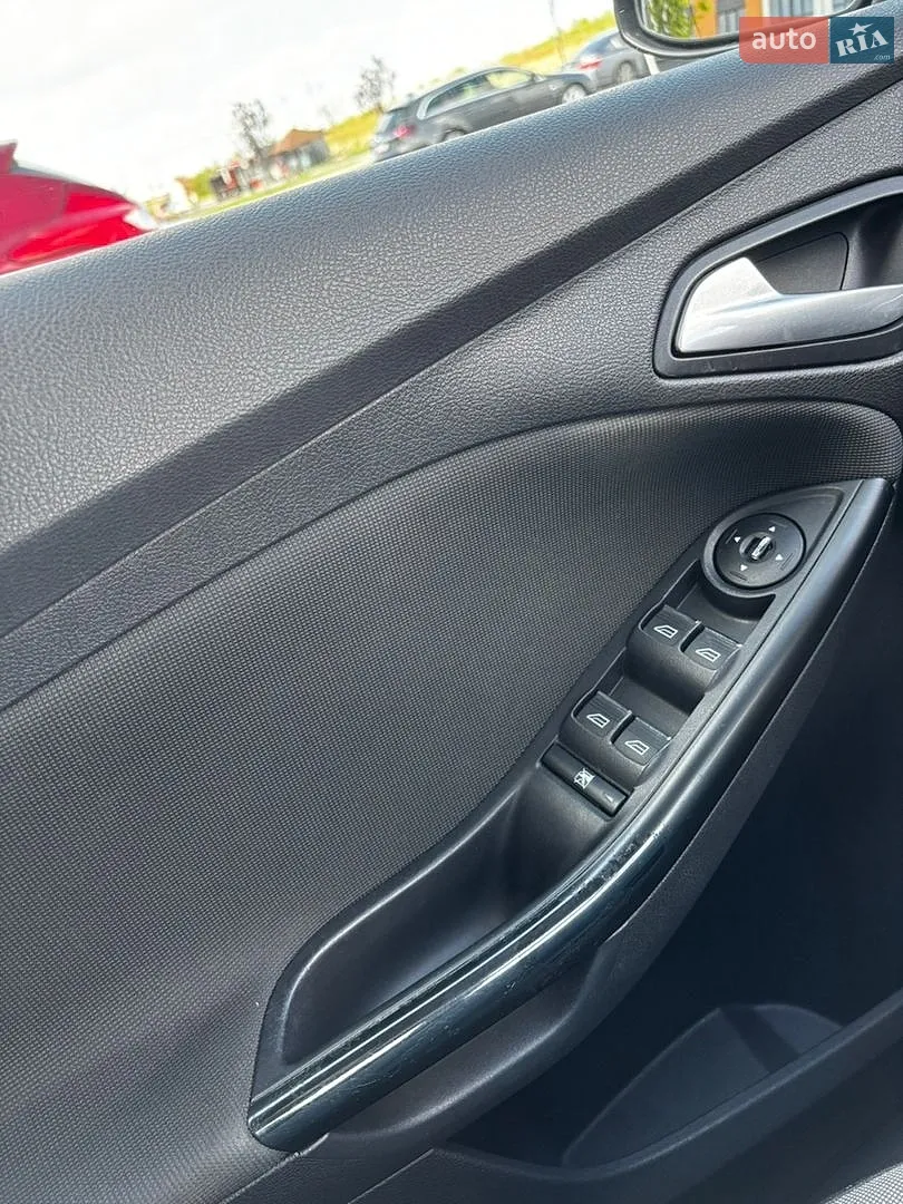 2013 Ford Focus - мініатюра 26