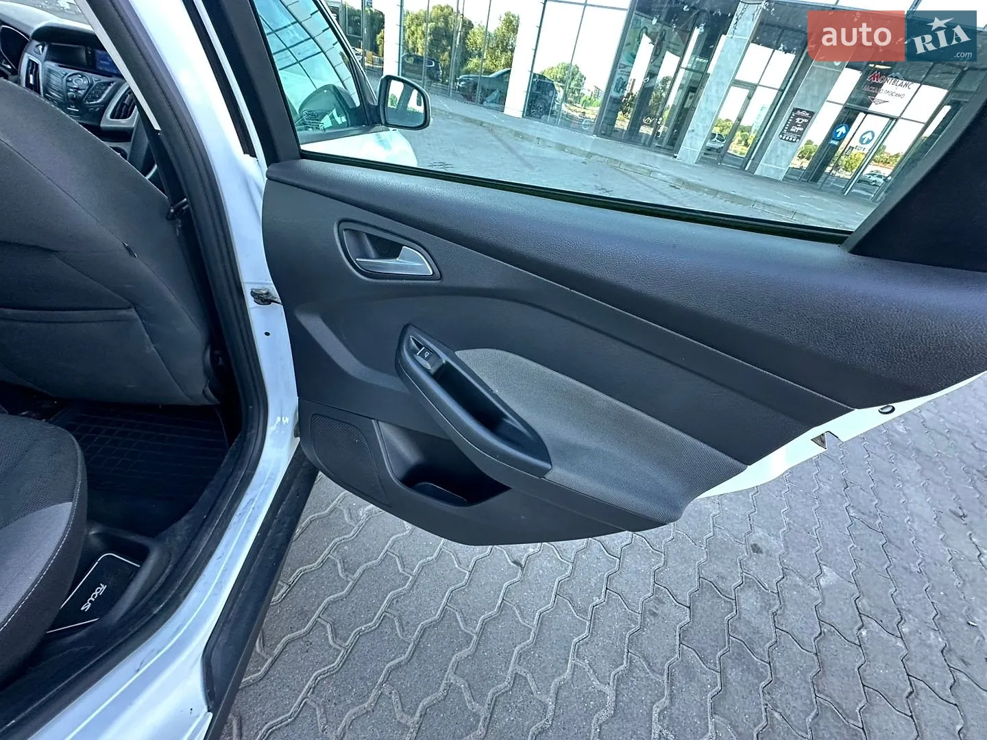 2011 Ford Focus - мініатюра 27
