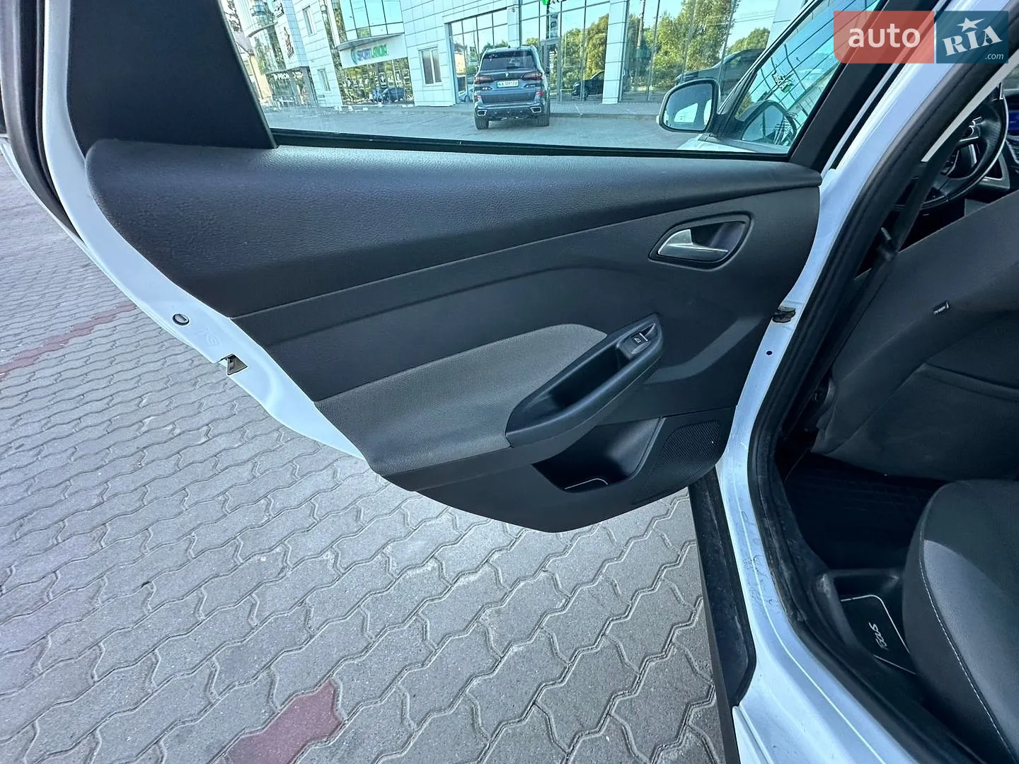 2011 Ford Focus - мініатюра 31