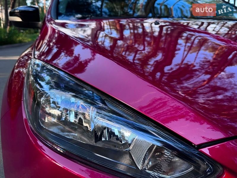 Хэтчбек Ford Focus 2016 в Киеве