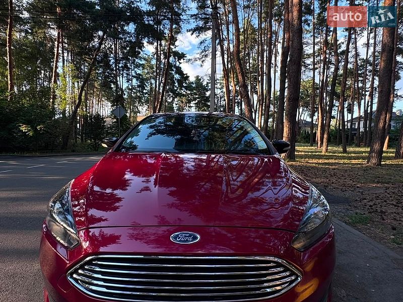 Хэтчбек Ford Focus 2016 в Киеве