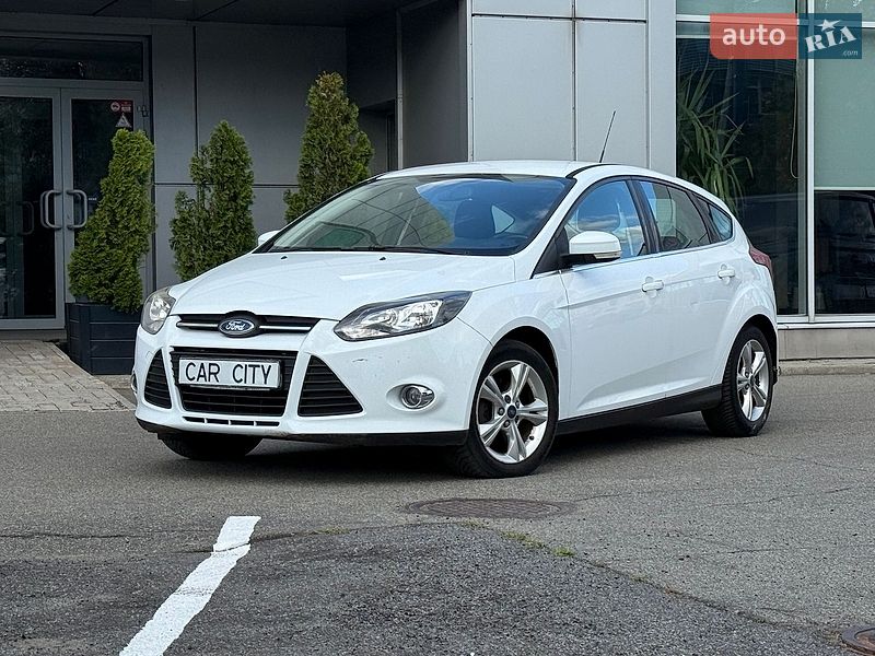 Хэтчбек Ford Focus 2012 в Киеве
