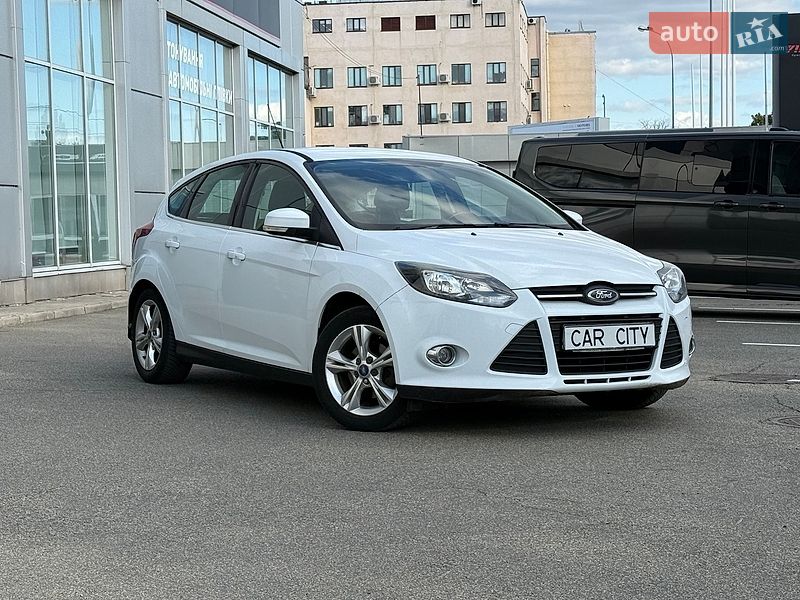 Хэтчбек Ford Focus 2012 в Киеве
