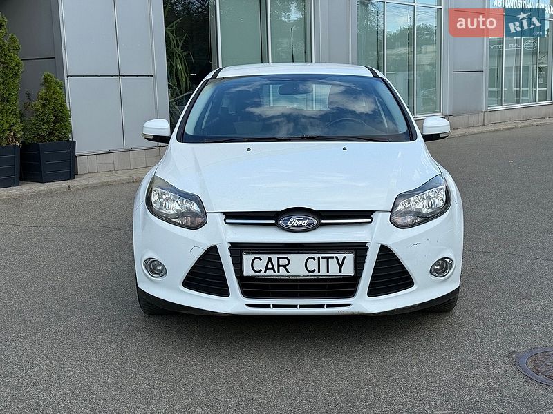 Хэтчбек Ford Focus 2012 в Киеве