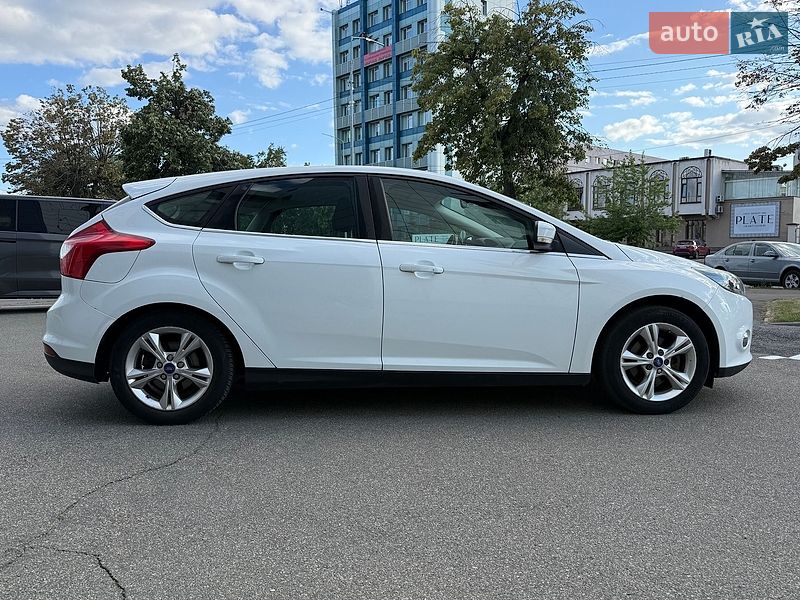 Хэтчбек Ford Focus 2012 в Киеве