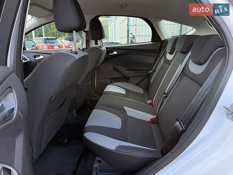 Хэтчбек Ford Focus 2012 в Киеве