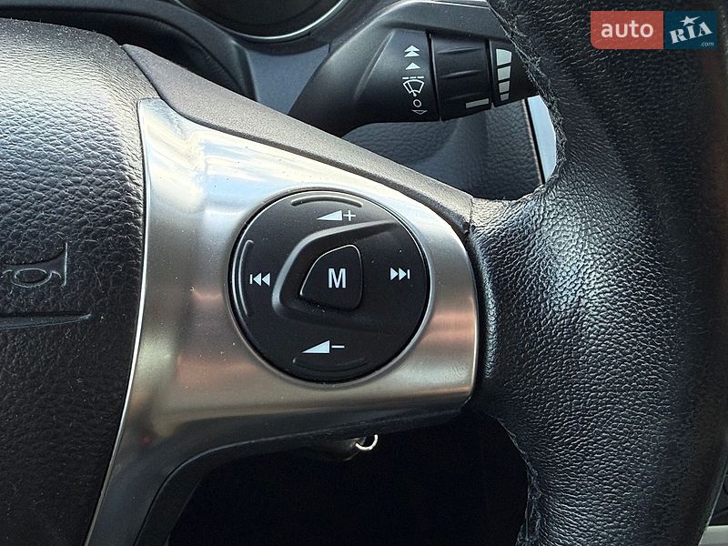 Хэтчбек Ford Focus 2012 в Киеве