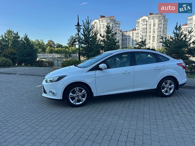 Седан Ford Focus 2012 в Ивано-Франковске фото Седан Ford Focus 2012 в Ивано-Франковске