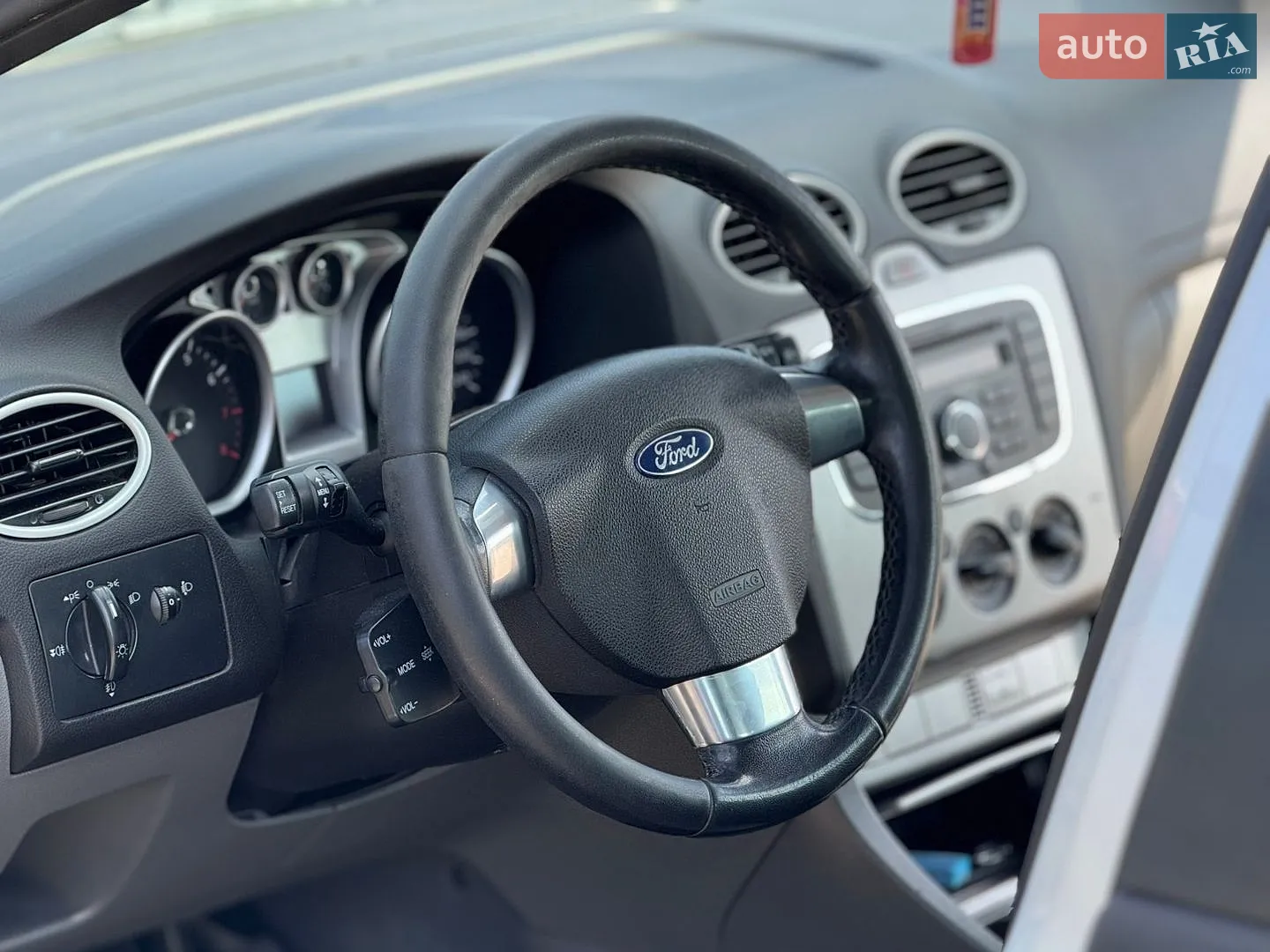2011 Ford Focus - мініатюра 13