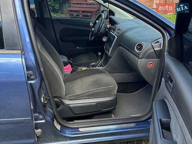 Хэтчбек Ford Focus 2005 в Харькове фото 10 Хэтчбек Ford Focus 2005 в Харькове