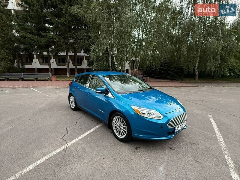 Хэтчбек Ford Focus 2014 в Виннице фото Хэтчбек Ford Focus 2014 в Виннице