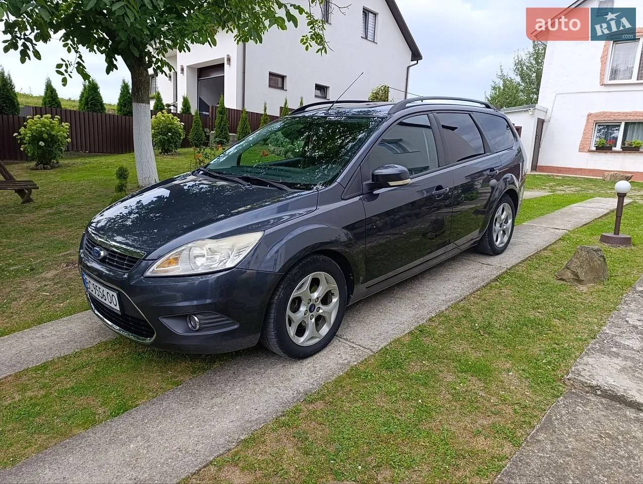 2010 Ford Focus - мініатюра 23