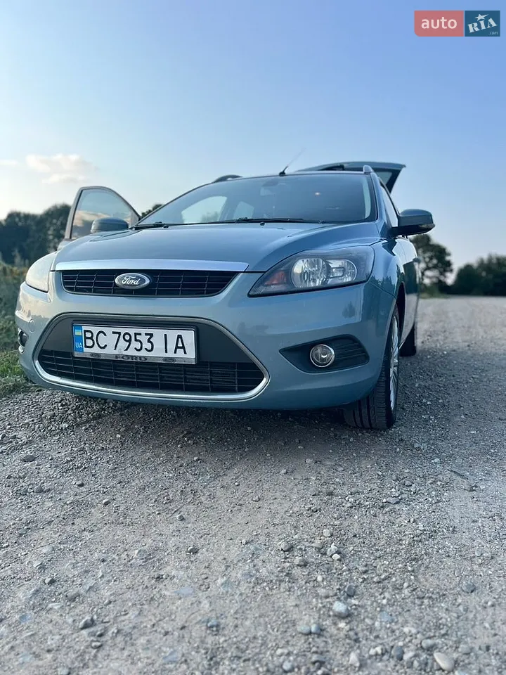 2010 Ford Focus - мініатюра 22