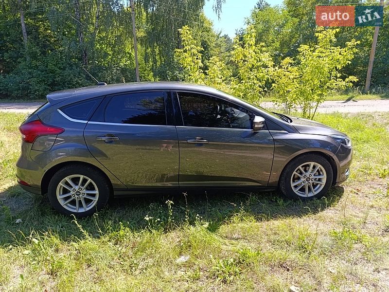 Хетчбек Ford Focus 2015 в Конотопі