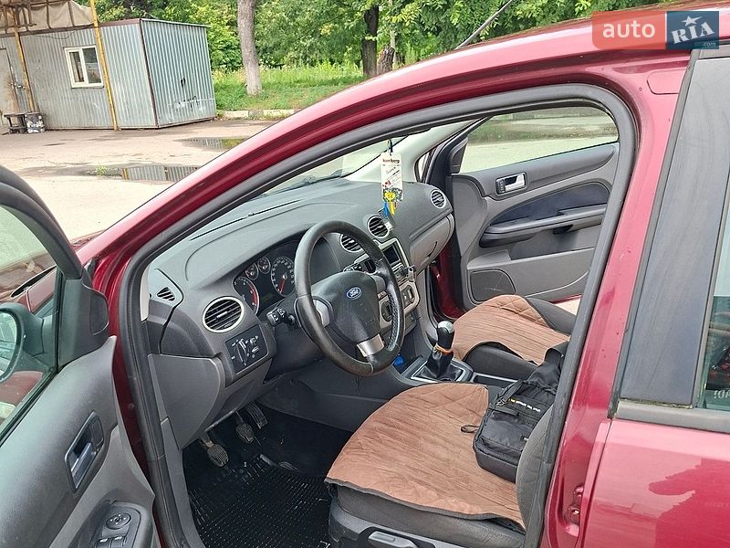 Хетчбек Ford Focus 2005 в Коростені