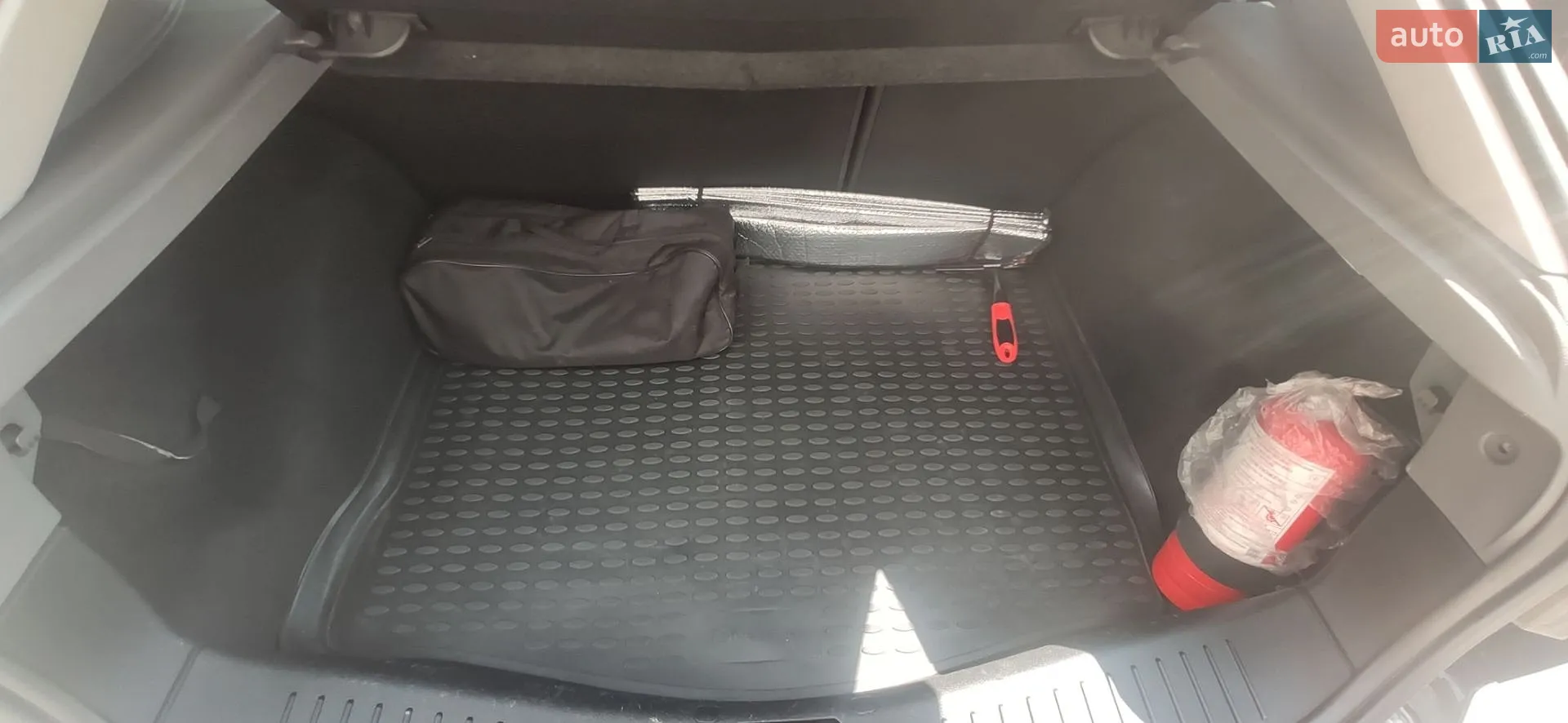 2011 Ford Focus - мініатюра 23