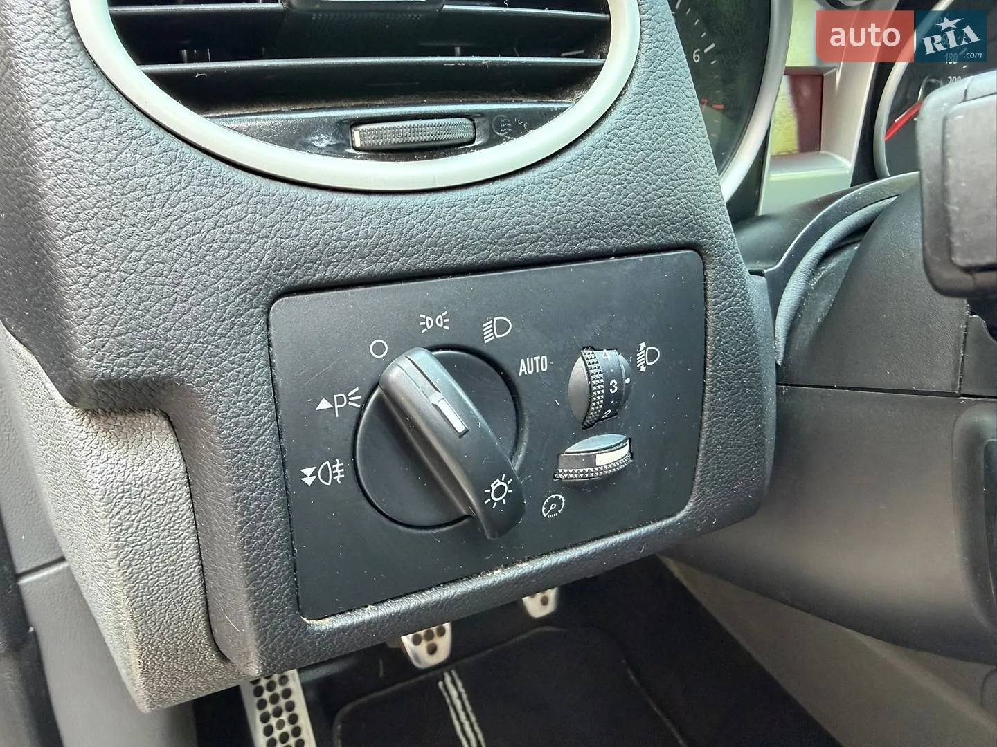 2011 Ford Focus - мініатюра 25