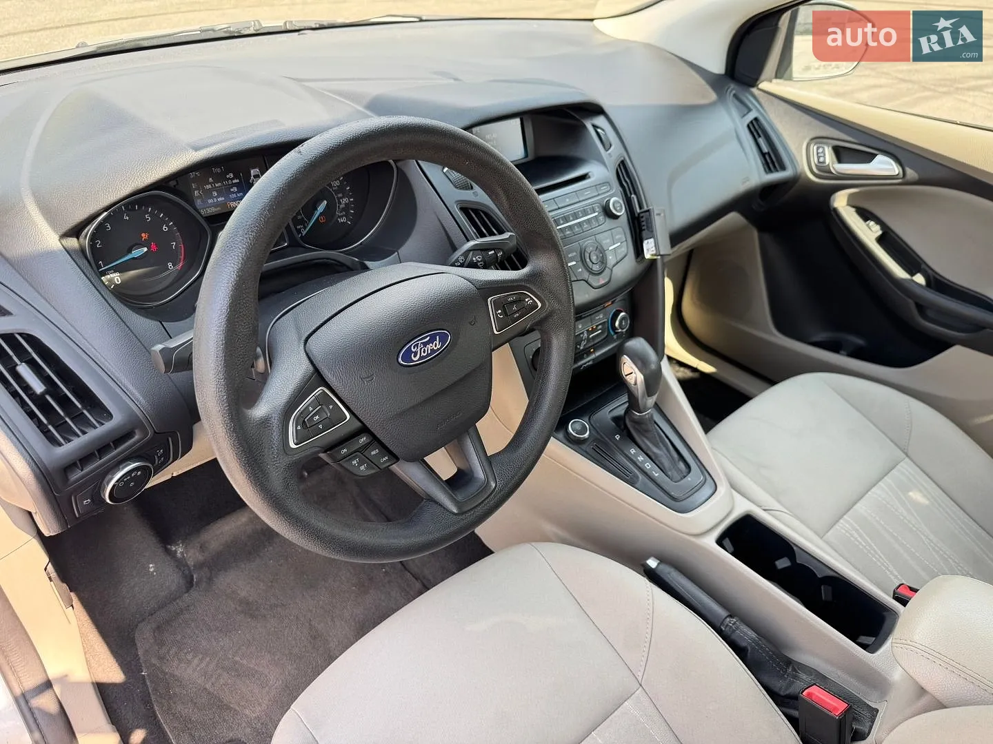 2017 Ford Focus - мініатюра 10