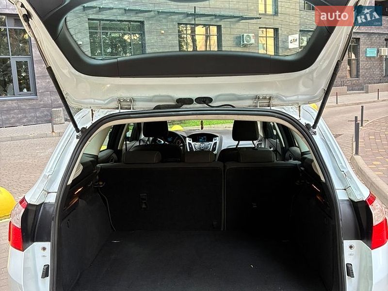 Универсал Ford Focus 2014 в Броварах фото 9 Универсал Ford Focus 2014 в Броварах