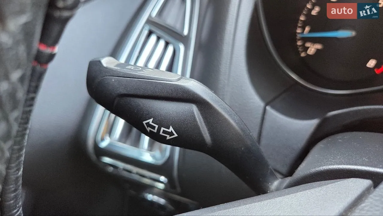 2012 Ford Focus - мініатюра 12
