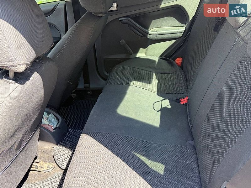 Седан Ford Focus 2007 в Чернигове