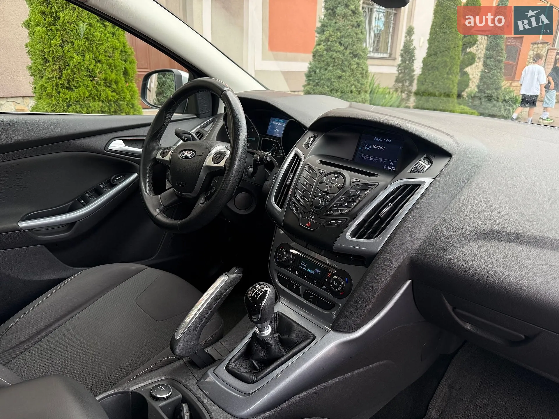 2011 Ford Focus - мініатюра 25