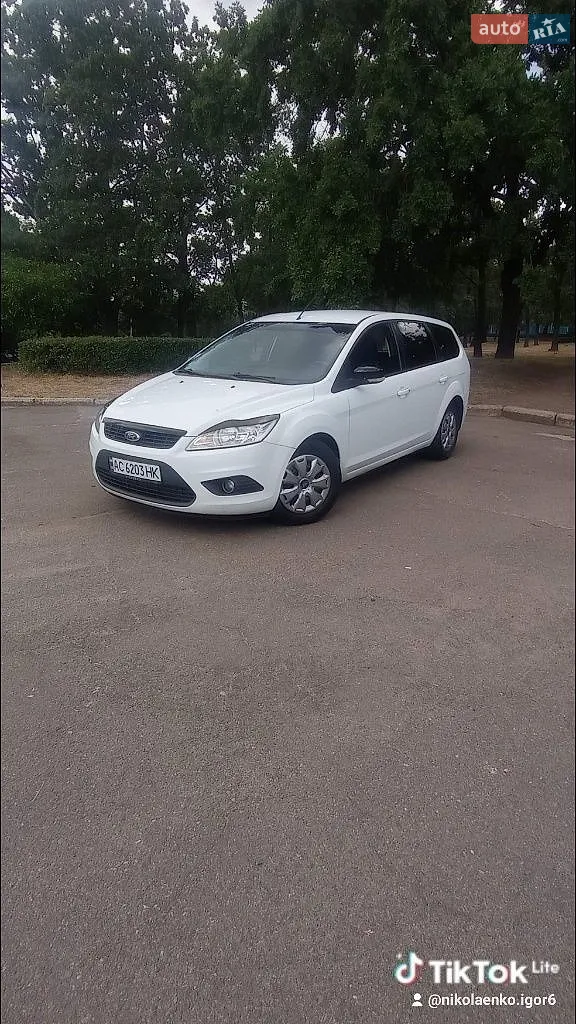 2010 Ford Focus - мініатюра 3