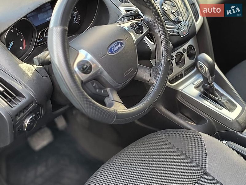 Седан Ford Focus 2014 в Львові фото 8 Седан Ford Focus 2014 в Львові