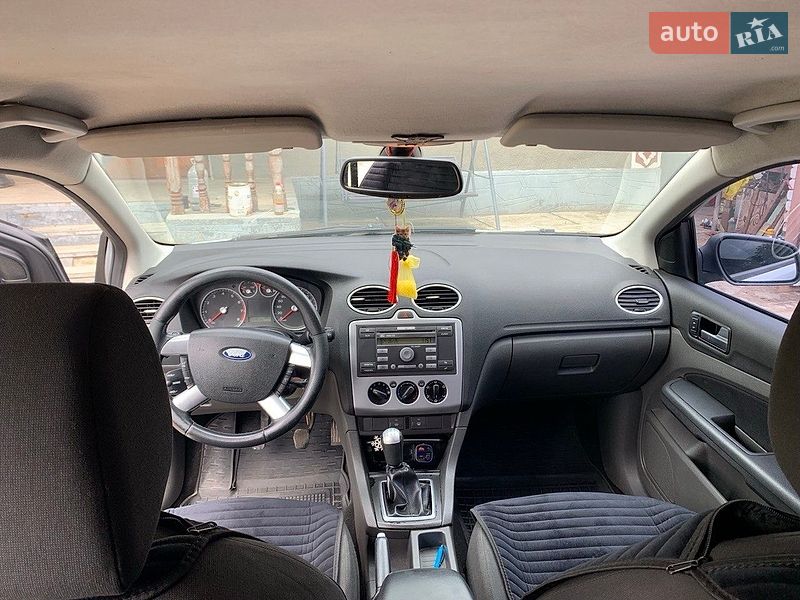 Хэтчбек Ford Focus 2005 в Баре фото 9 Хэтчбек Ford Focus 2005 в Баре