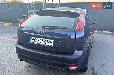 Хэтчбек Ford Focus 2006 в Шептицькому
