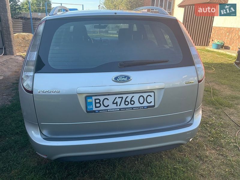 Універсал Ford Focus 2010 в Львові фото 6 Універсал Ford Focus 2010 в Львові