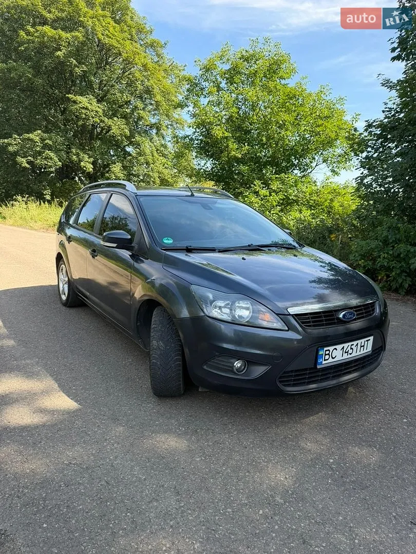 2010 Ford Focus - мініатюра 4