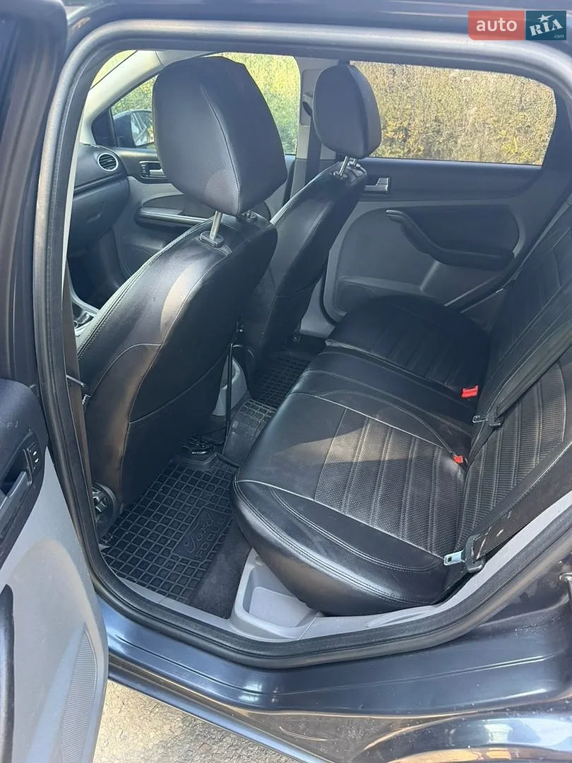 2010 Ford Focus - мініатюра 32
