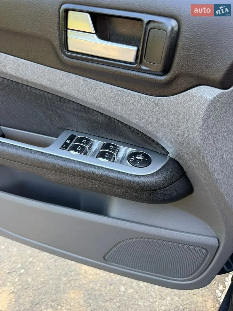 2010 Ford Focus - мініатюра 40